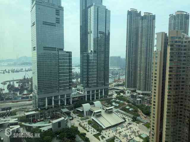 West Kowloon - The Arch 01