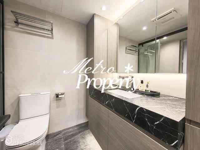 Mid Levels Central - Hillsborough Court 07
