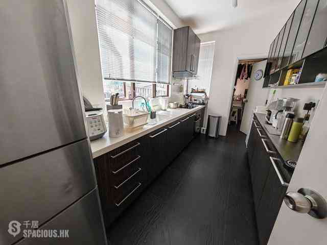 Mid Levels West - Dragonview Court 04
