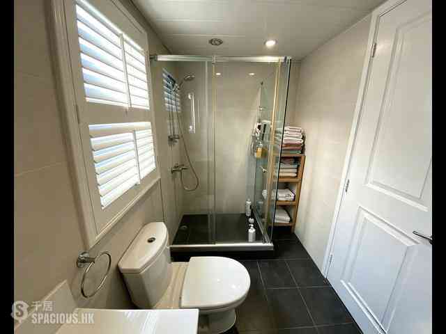Mid Levels Central - Goldwin Heights 07