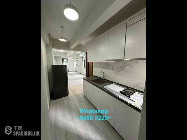上环 - 恒发大厦 11