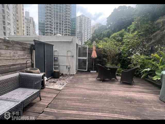 Happy Valley - Village Court 02
