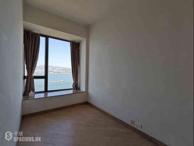Shek Tong Tsui - Harbour One 06