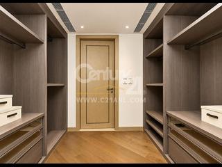 Mid Levels Central - 3, MacDonnell Road 06