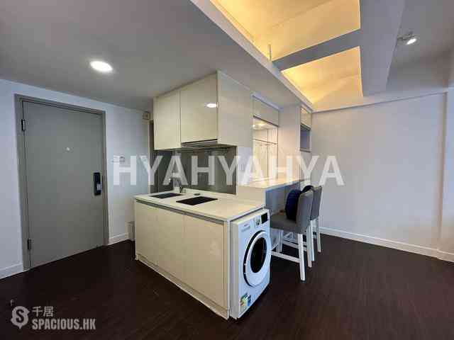 Central - 68 Hollywood Road 03
