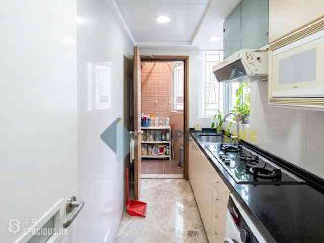 Sai Ying Pun - Ying Wa Court 07