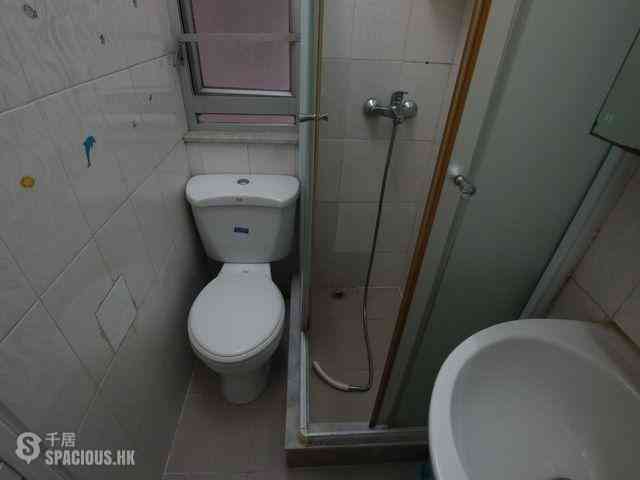 Wan Chai - Hong Chiang Building 02