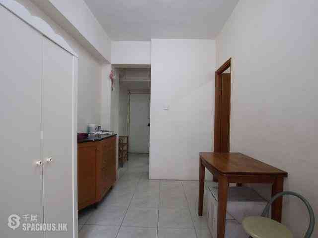Wan Chai - Hong Chiang Building 07