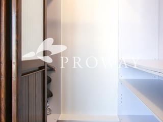 Mid Levels Central - Woodland Court 05