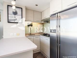 Mid Levels Central - Woodland Court 06