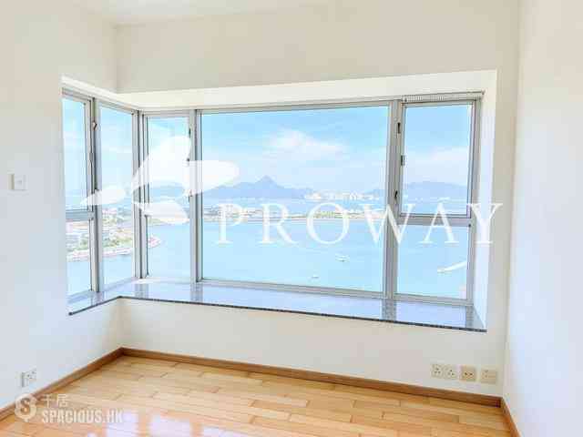 Tung Chung - Seaview Crescent Block 5 05