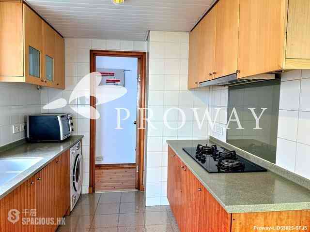Tung Chung - Seaview Crescent Block 5 11