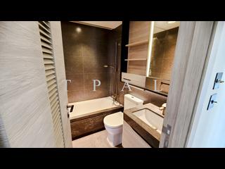 North Point - Fleur Pavilia 11