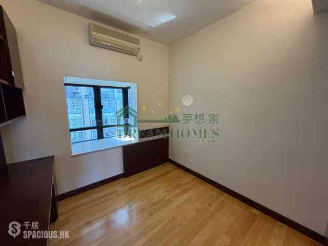 Mid Levels West - Scenic Heights Block 2 07