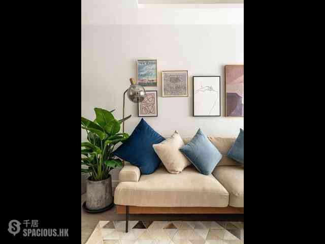 Mid Levels Central - Hillsborough Court 03