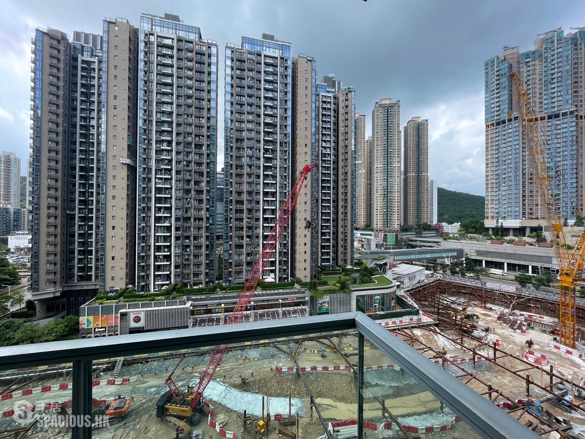 Tseung Kwan O - The Parkside Block 2A 01