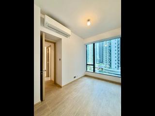 Wong Chuk Hang - The Southside Phase 4B Tower 1B 04