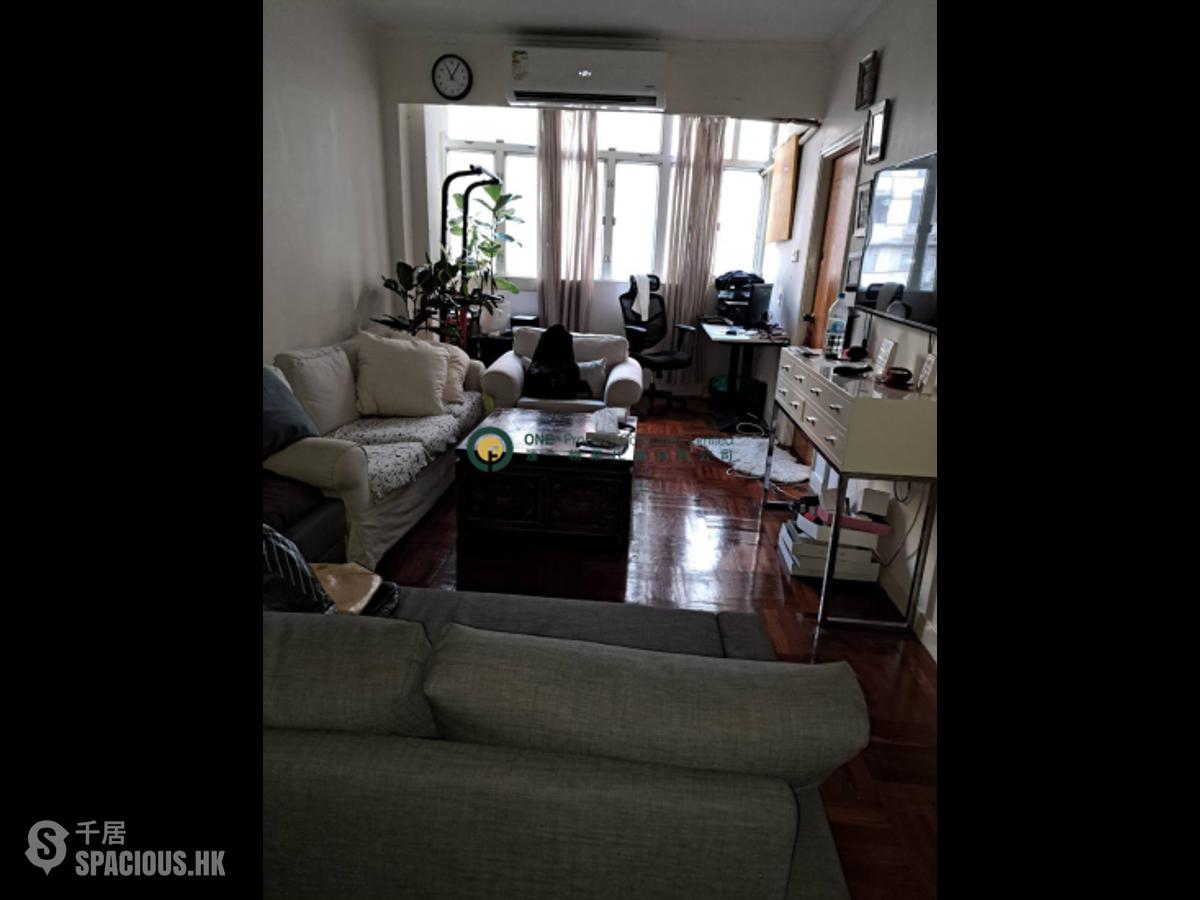 Mid Levels West - Hing Wah Mansions 01