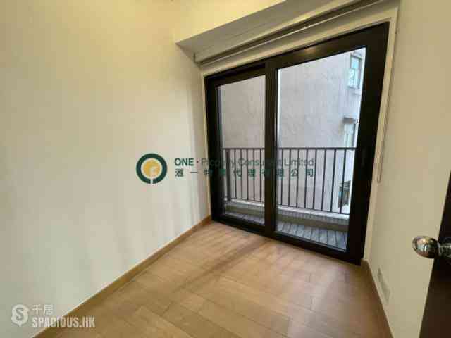 Sai Ying Pun - The Babington 06