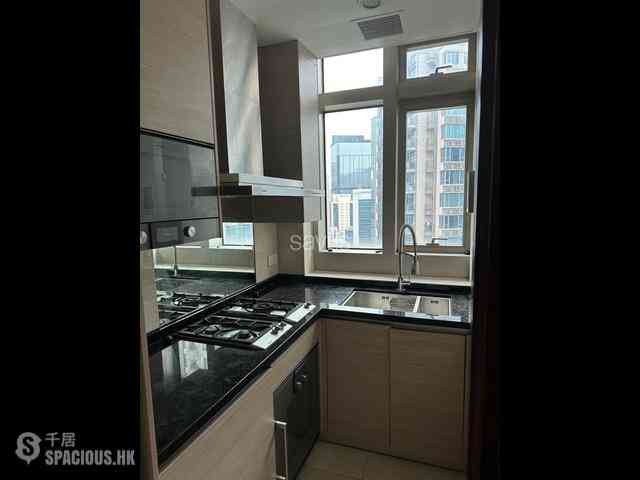 Wan Chai - The Avenue 05