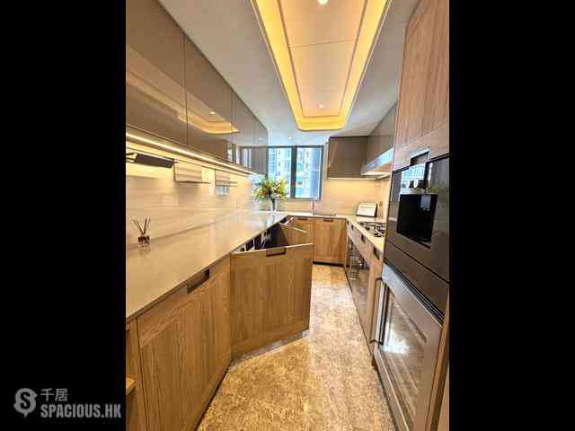 Wong Chuk Hang - The Southside Phase 4B 02
