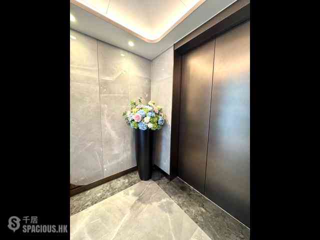 Wong Chuk Hang - The Southside Phase 4B 10