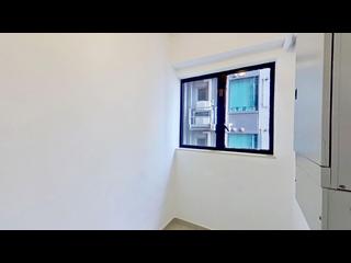 Mid Levels Central - 62B, Robinson Road 09