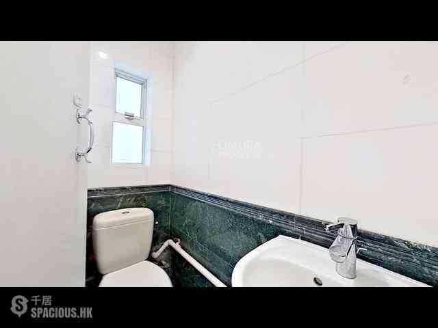 Mid Levels Central - 6B-6E, Bowen Road 15
