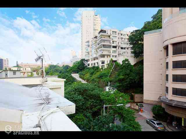 Mid Levels Central - 6B-6E, Bowen Road 32