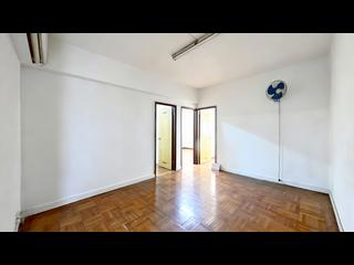 North Point - Metropole Building 05