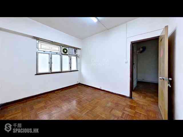 North Point - Metropole Building 14