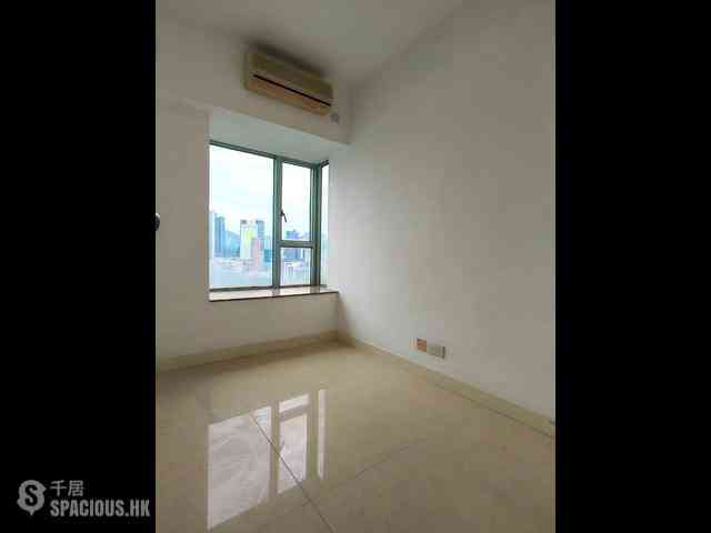 Tsim Sha Tsui - The Victoria Towers Tower 2 06