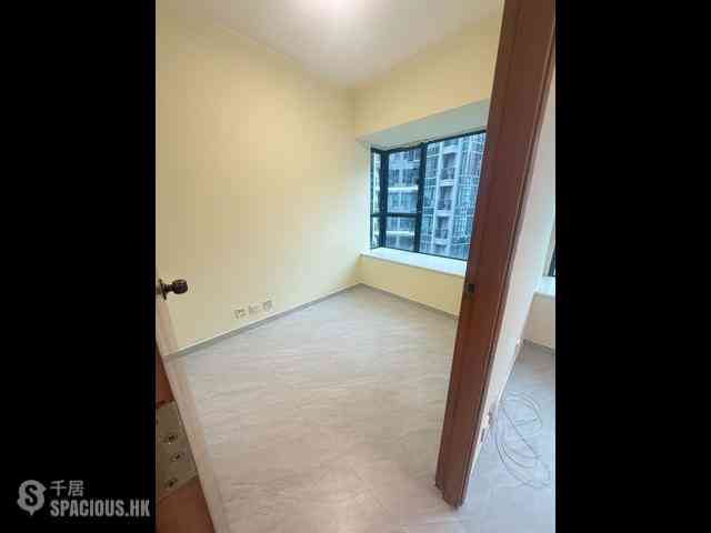 Shau Kei Wan - Chuang's Heights 06
