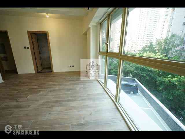 Mid Levels Central - St. Joan Court 01