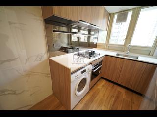 Mid Levels Central - St. Joan Court 04
