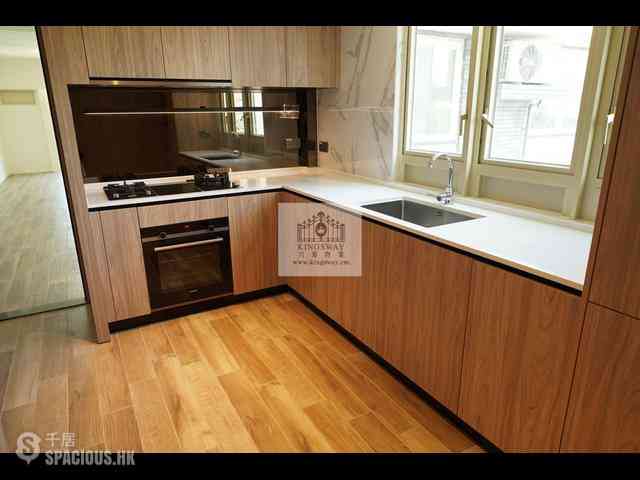 Mid Levels Central - St. Joan Court 07
