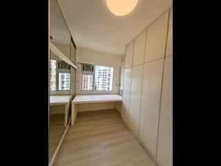 Mid Levels West - Realty Gardens 07