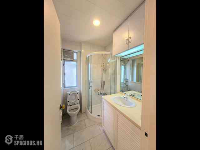 Mid Levels West - Realty Gardens 10