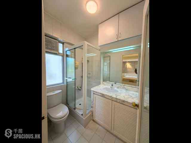 Mid Levels West - Realty Gardens 11