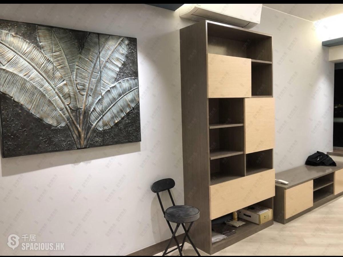 Tsim Sha Tsui - The Victoria Towers 01