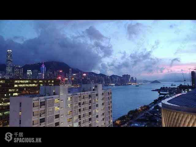 Tsim Sha Tsui - The Victoria Towers 08