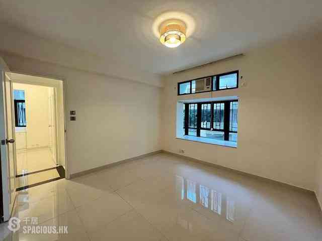 Mid Levels West - Scenic Heights Block 2 03