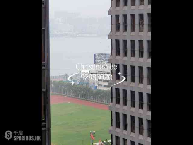 Wan Chai - Tonnochy Towers 03