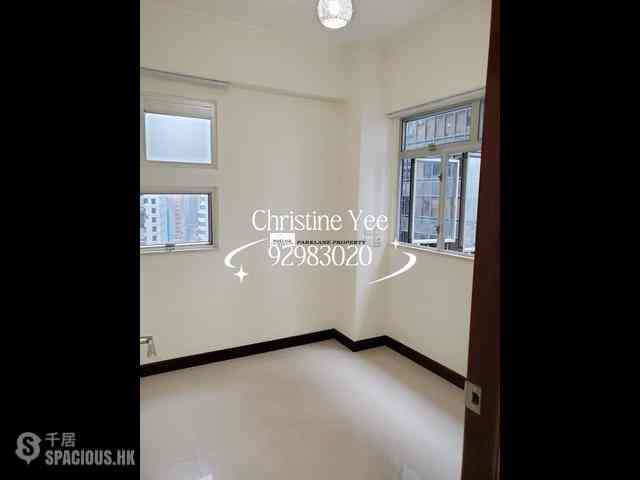 Wan Chai - Tonnochy Towers 06