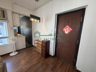 Central - Kar Ho Building 06