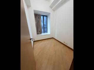 Sai Wan Ho - 18, Upper East 08