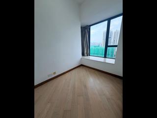 Sai Wan Ho - 18, Upper East 03