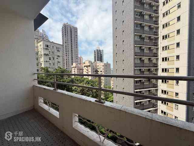 Mid Levels Central - Best View Court Block 68, Macdonnell Road 02