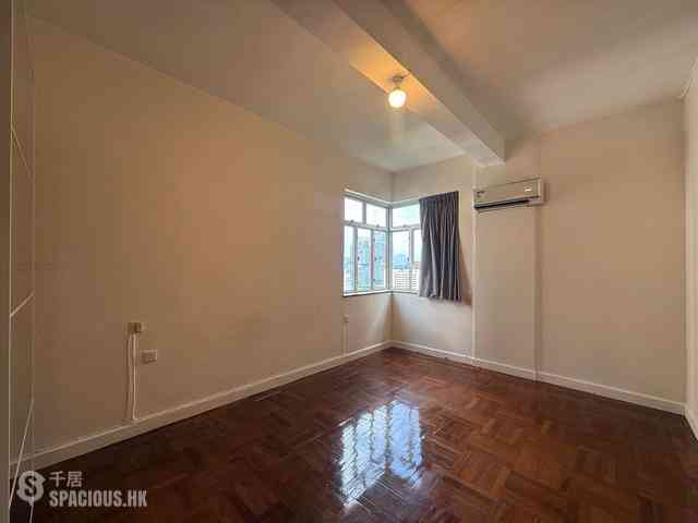 Mid Levels Central - Best View Court Block 68, Macdonnell Road 04