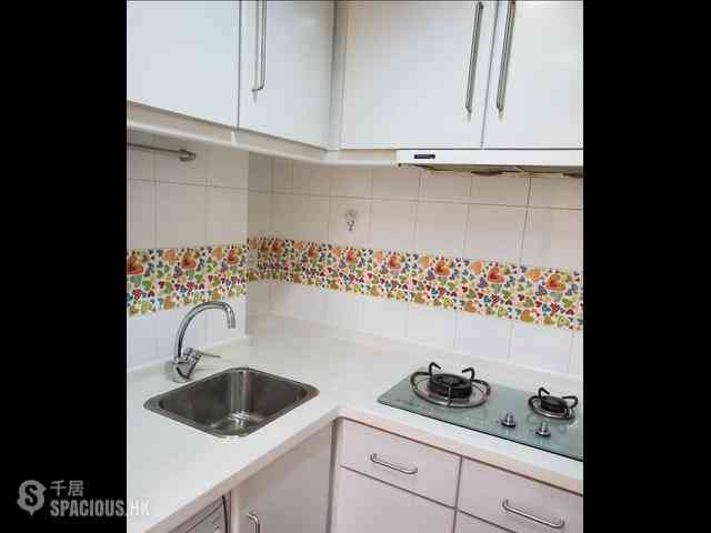 Wan Chai - Tonnochy Towers Block A 04